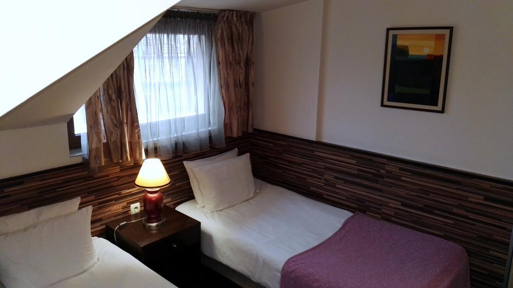 Guest House Solo Shumen Dış mekan fotoğraf